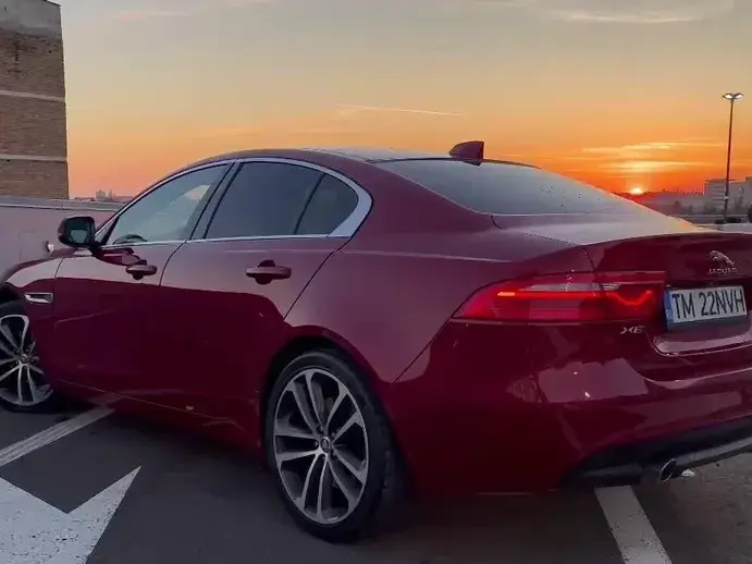 Jaguar XE 25d AWD Aut. Portfolio