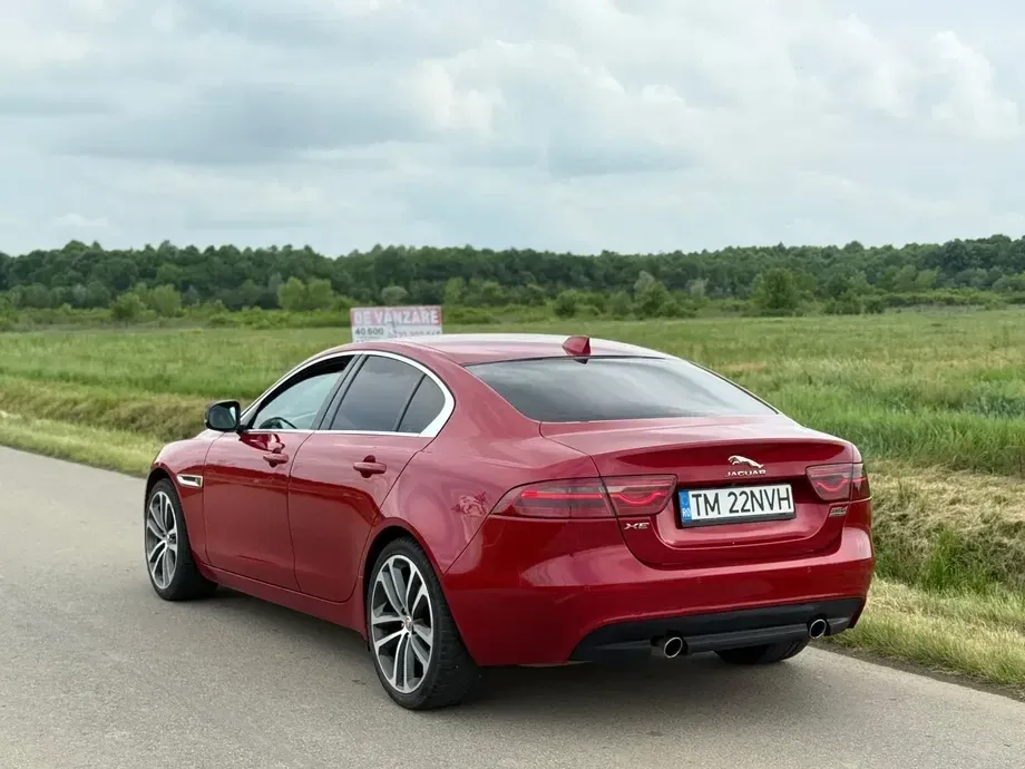 Jaguar XE 25d AWD Aut. Portfolio — imagine 6