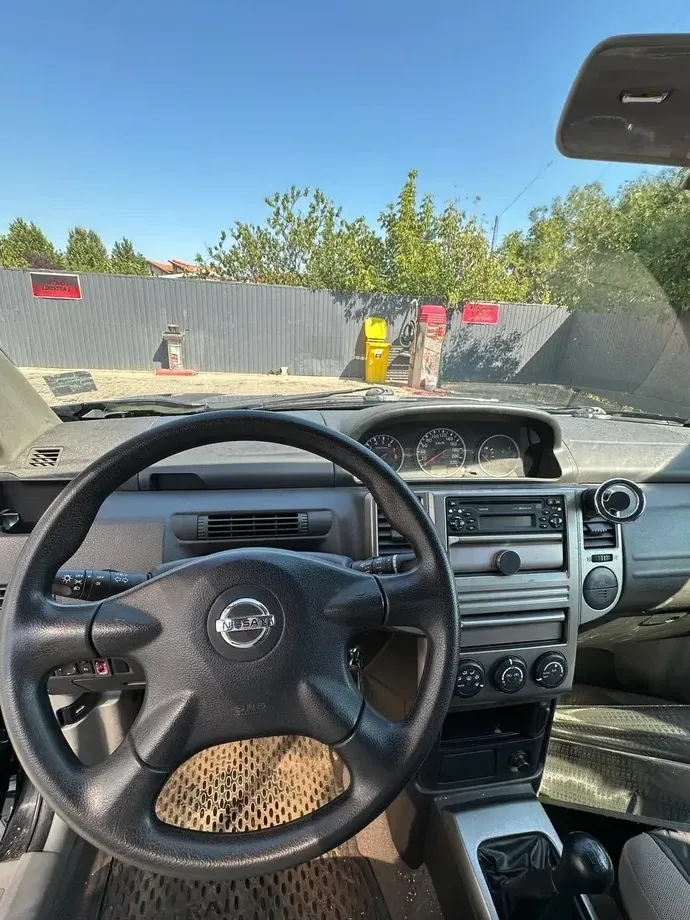 Nissan X-Trail — imagine 5