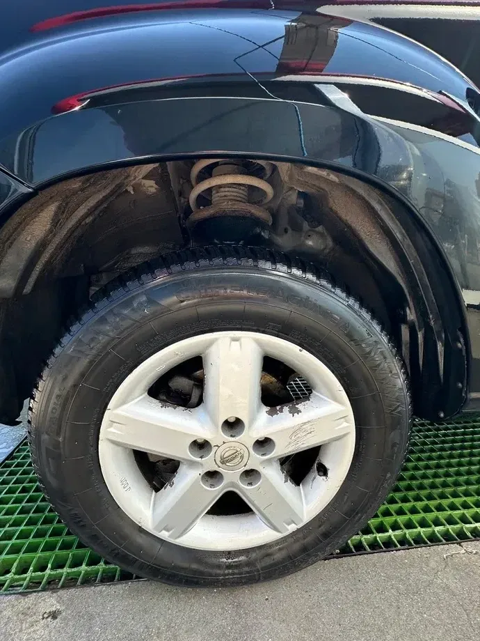 Nissan X-Trail — imagine 3