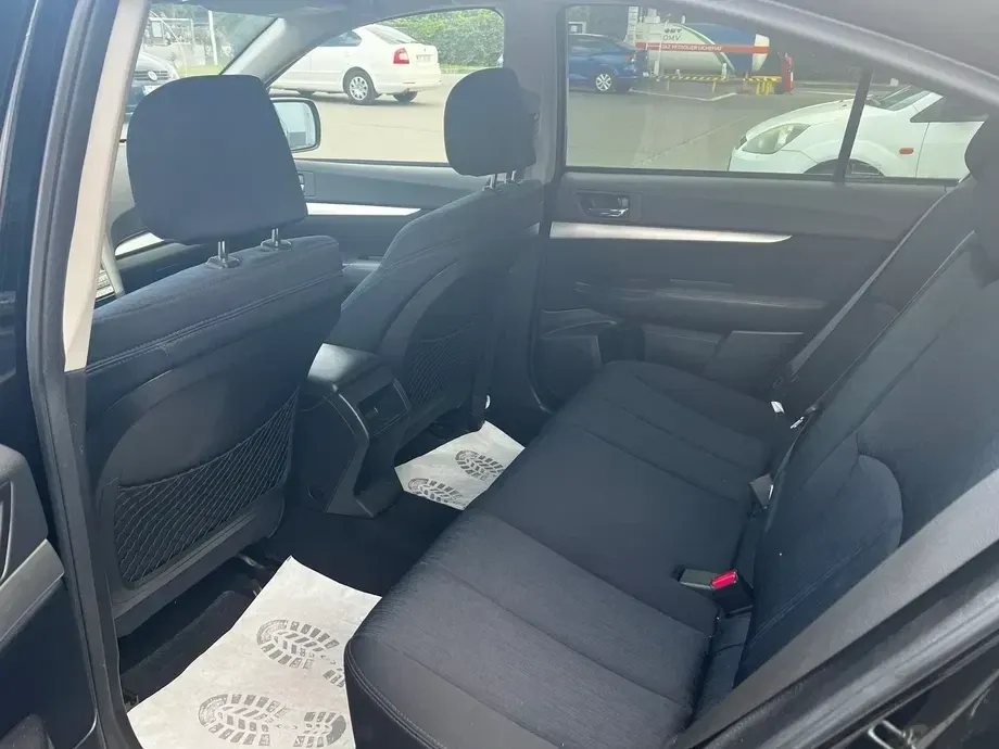 Subaru Legacy 2.0i CVT Motion — imagine 6
