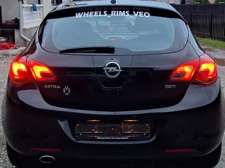 Opel Astra J 2.0 CDTI