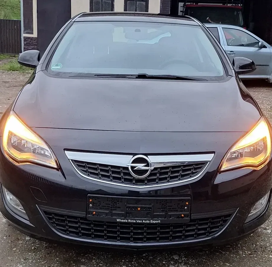 Opel Astra J 2.0 CDTI — imagine 2
