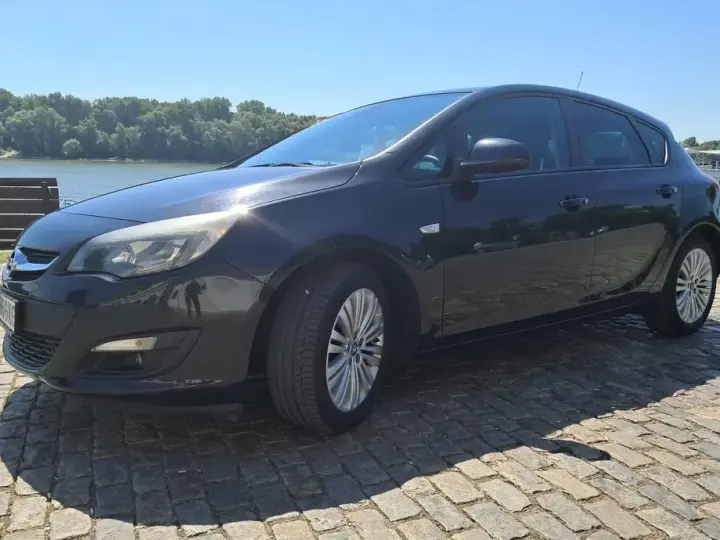 Opel Astra J 1.4 Turbo ECOTEC Active