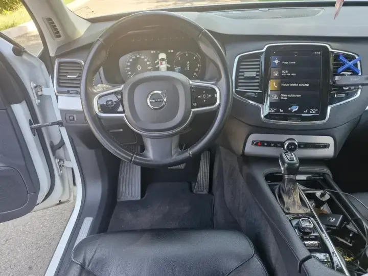 Volvo XC 90 II D5 AWD Momentum
