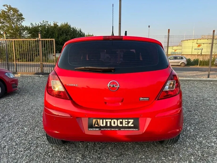 Opel Corsa 1.4 16V Active — imagine 5