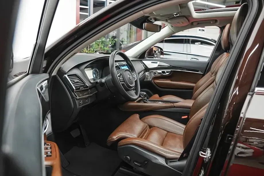 Volvo XC 90 II B5 D AWD Geartronic Inscription — imagine 4