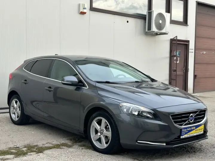 Volvo V40 II D2 ECO Kinetic