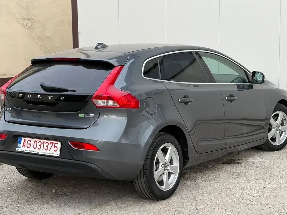 Volvo V40 II D2 ECO Kinetic — imagine 6