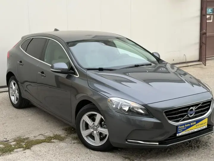 Volvo V40 II D2 ECO Kinetic