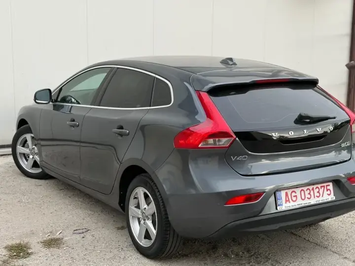 Volvo V40 II D2 ECO Kinetic