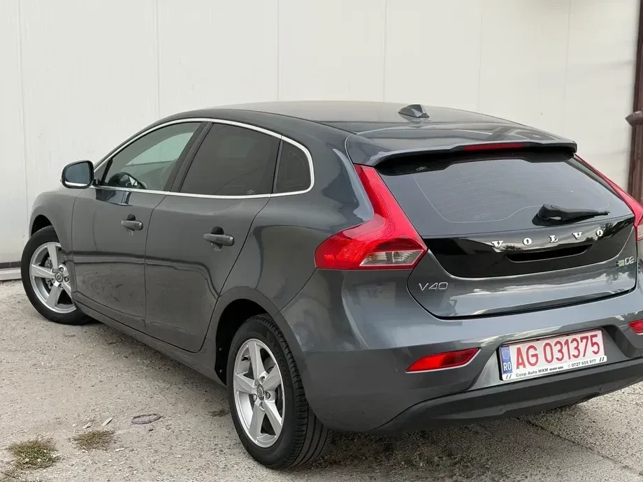 Volvo V40 II D2 ECO Kinetic — imagine 5