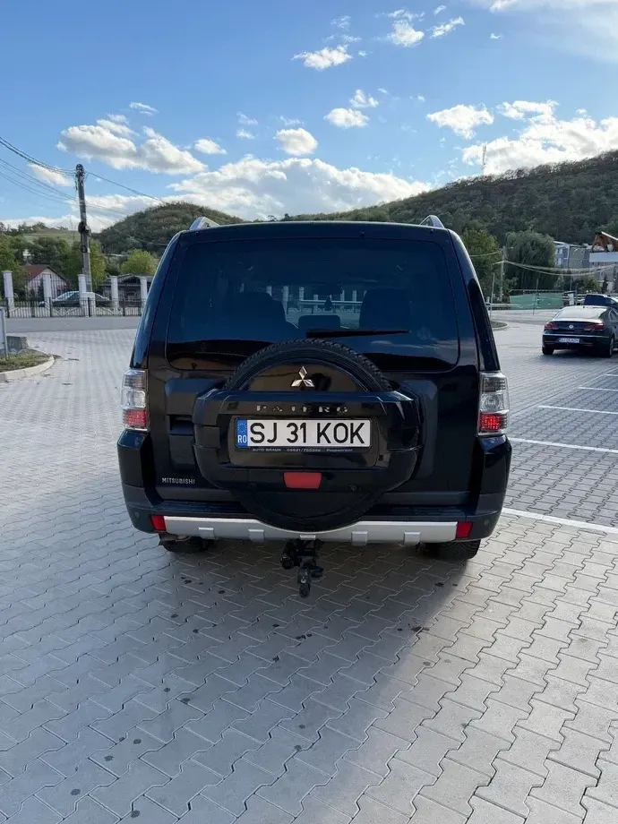Mitsubishi Pajero IV LWB 3.2 DI-D Invite+ M/T — imagine 4
