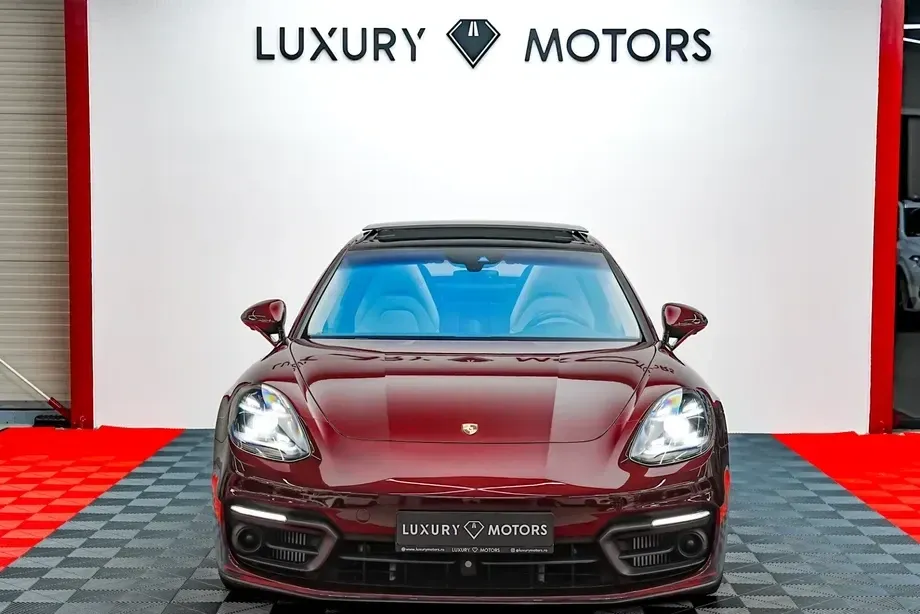 Porsche Panamera 4S E-Hybrid — imagine 3