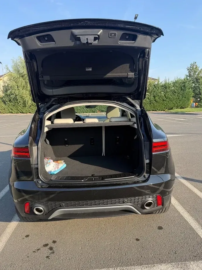 Jaguar E-Pace P200 AWD S — imagine 6