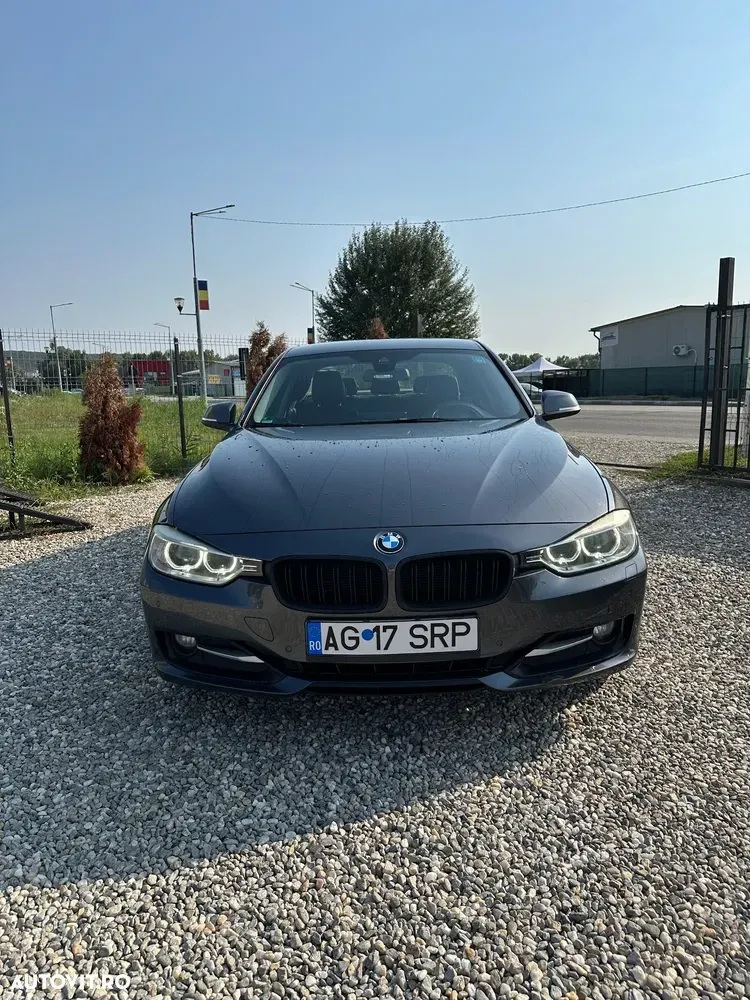 BMW Seria 3 F30/F31/F34 [2011 - 2019] 320d Sport-Aut. Luxury Line — imagine 2