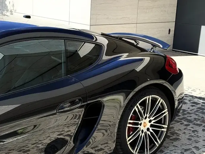 Porsche Cayman
