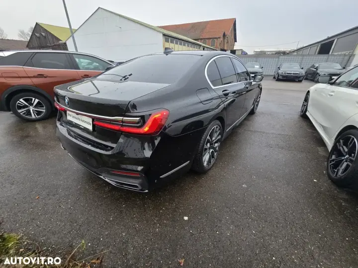 BMW Seria 7 G11/G12 [2015 - 2022] Active L Edition Exclusive