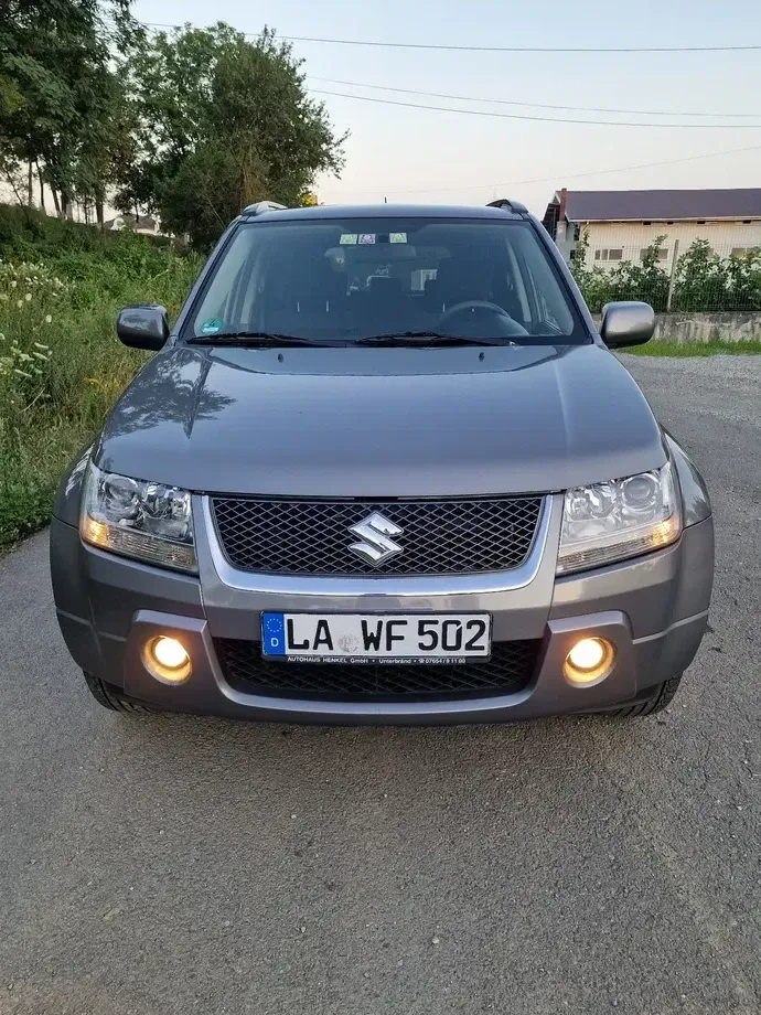 Suzuki Grand Vitara 1.9 DDiS Comfort DPF Family — imagine 2