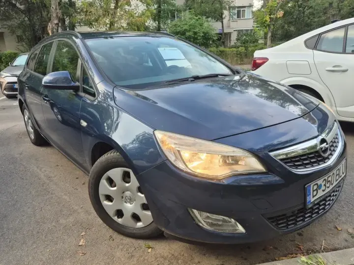 Opel Astra J 1.3 CDTI ECOTEC Start/Stop Enjoy