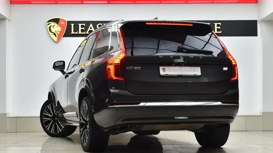 Volvo XC 90 II T8 AWD Recharge Ultimate Dark — imagine 5