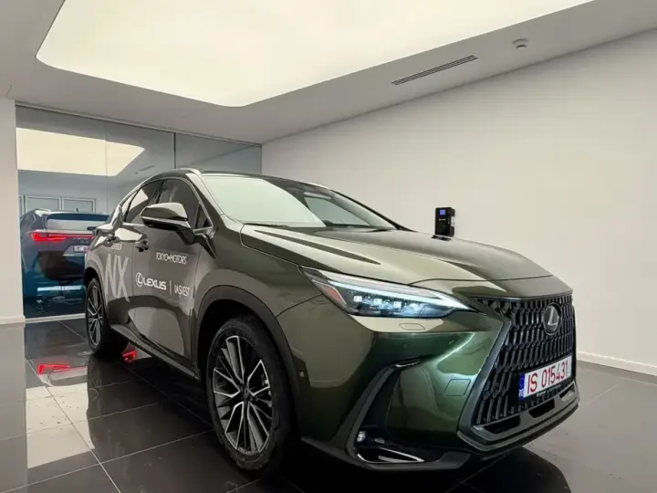 Lexus NX II 350h AWD CVT HEV Luxury