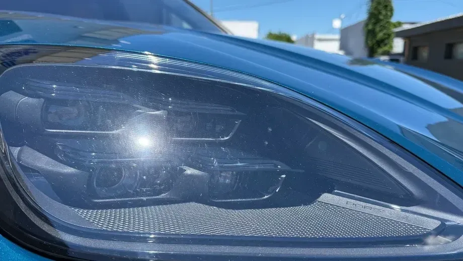Porsche Cayenne — imagine 3