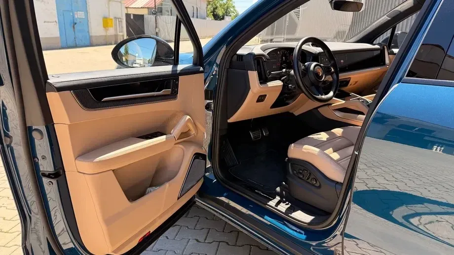Porsche Cayenne — imagine 4
