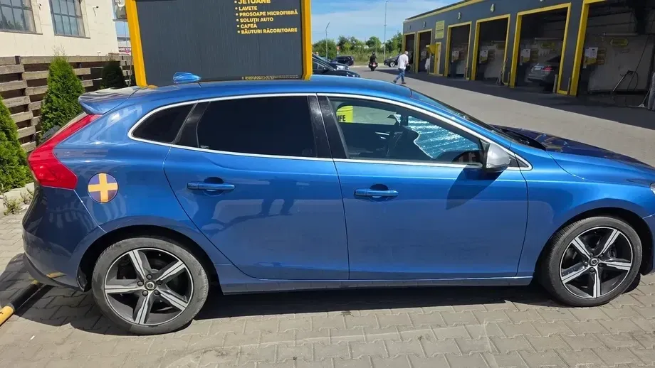 Volvo V40 II — imagine 2