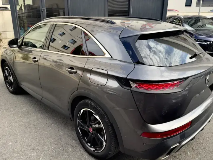 DS Automobiles DS 7 Crossback Crossback 4x4 PERFORMANCE LINE