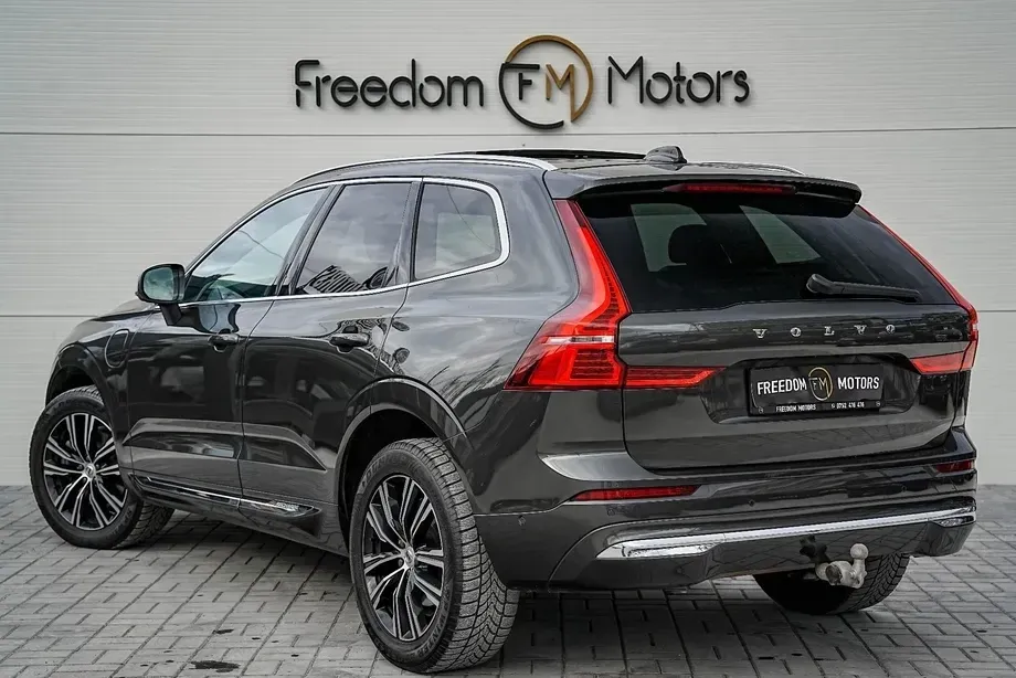 Volvo XC 60 II Recharge T6 Twin Engine eAWD Inscription Expression — imagine 5