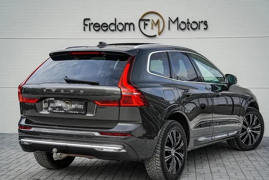 Volvo XC 60 II Recharge T6 Twin Engine eAWD Inscription Expression — imagine 4