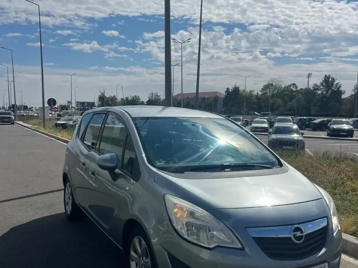 Opel Meriva B 1.7 CDTI Active