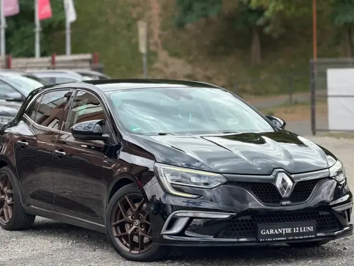 Renault Mégane IV ENERGY TCe 205 EDC GT