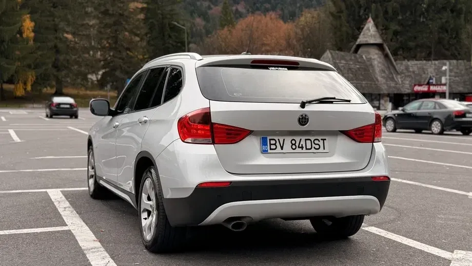 BMW X1 sDrive20d — imagine 6