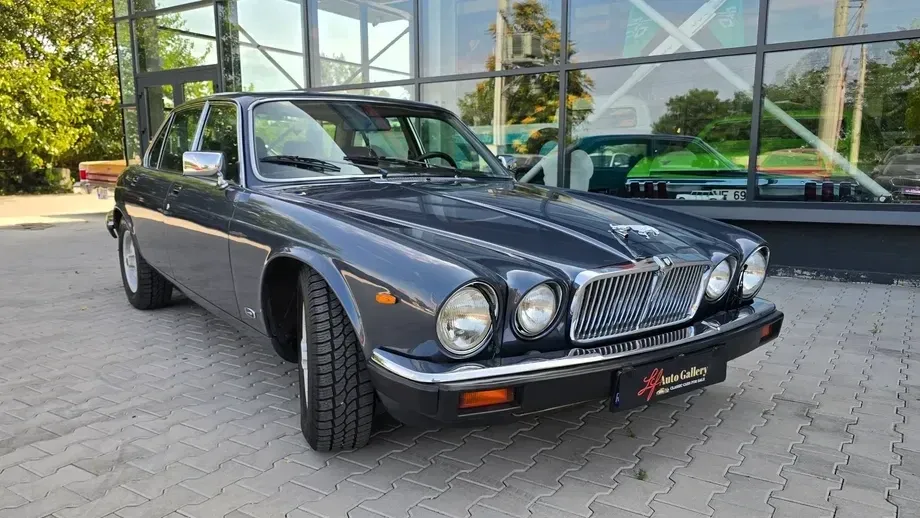 Jaguar XJ — imagine 3