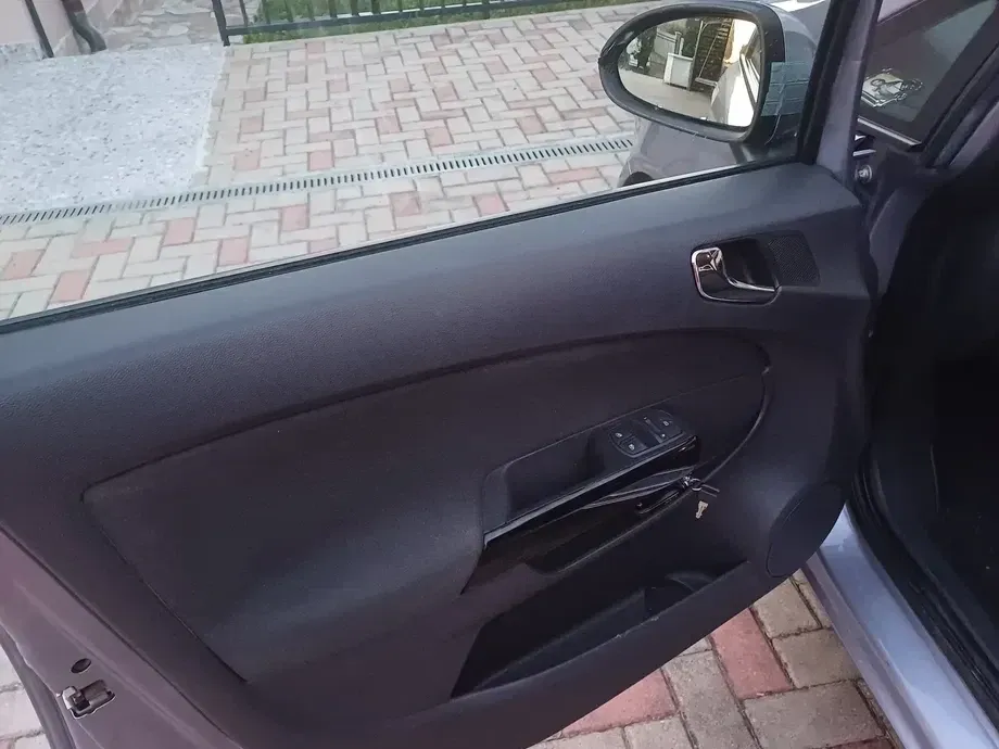 Opel Corsa D 1.2i Enjoy — imagine 5