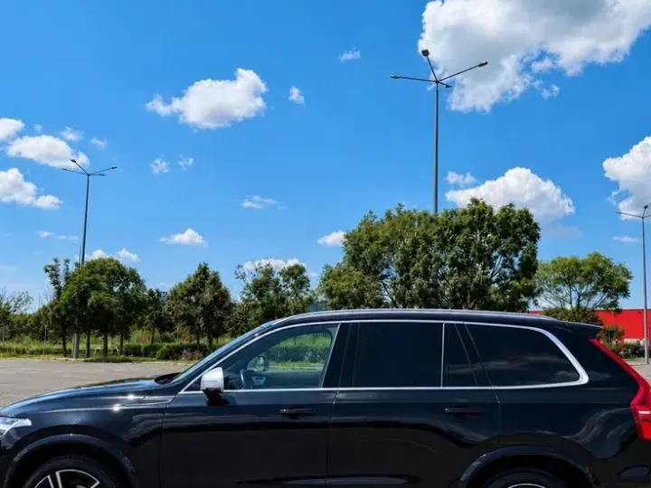 Volvo XC 90 II D5 AWD R-Design