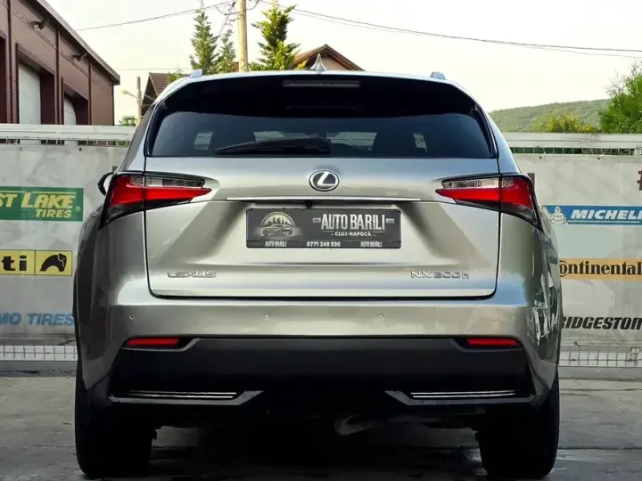 Lexus NX I 300h E-FOUR F SPORT
