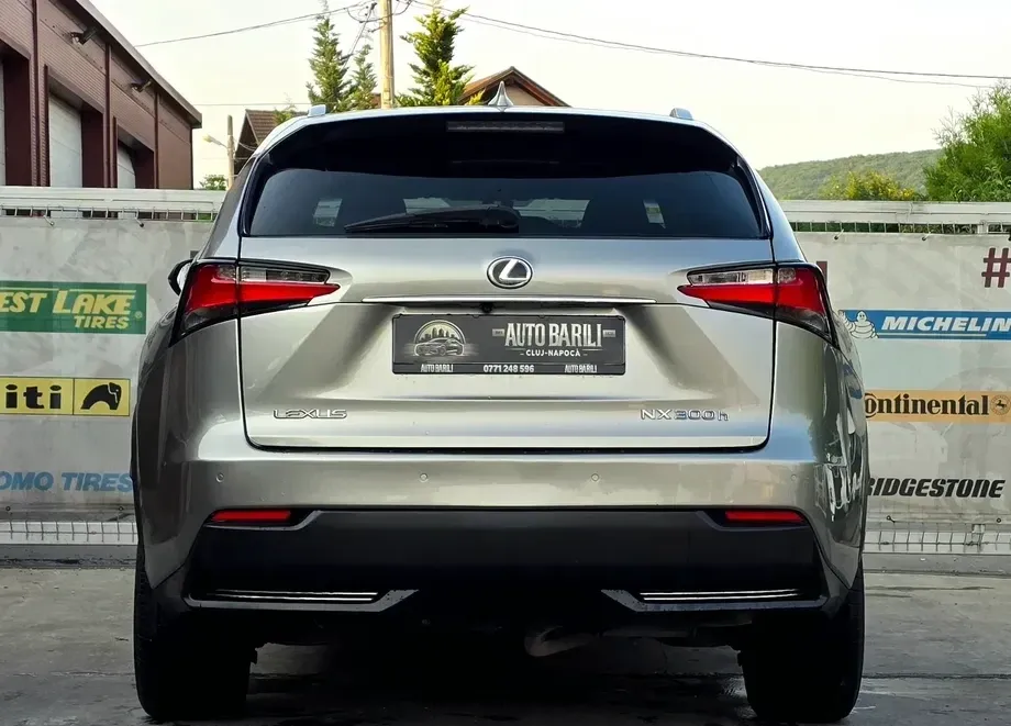 Lexus NX I 300h E-FOUR F SPORT — imagine 5