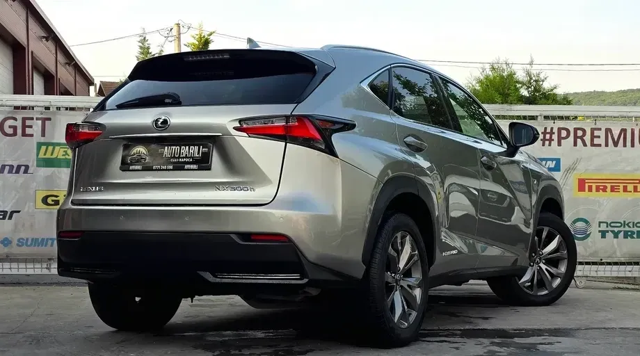Lexus NX I 300h E-FOUR F SPORT — imagine 6