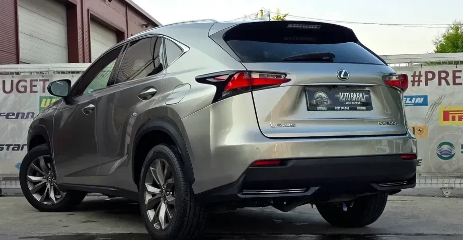Lexus NX I 300h E-FOUR F SPORT — imagine 4