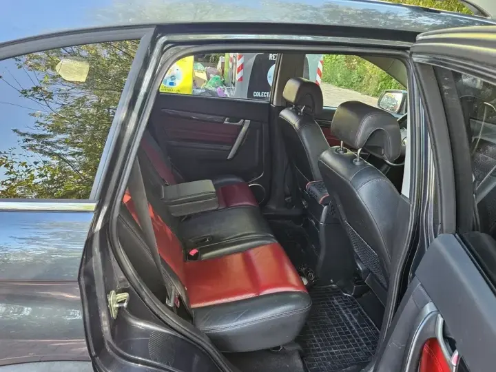 Chevrolet Captiva I 2.0 Medium C8 AWD Aut LT