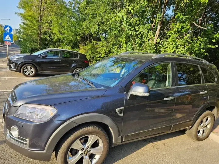 Chevrolet Captiva I 2.0 Medium C8 AWD Aut LT