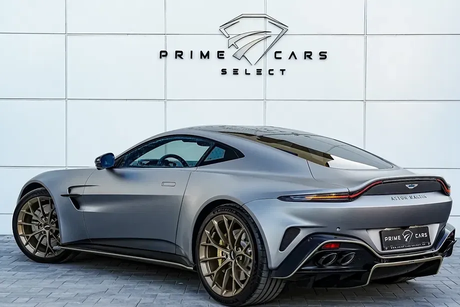 Aston Martin V8 Vantage — imagine 5