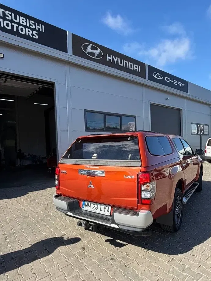 Mitsubishi L200 Double Cab 2.2 DI-D M/T Intense — imagine 6