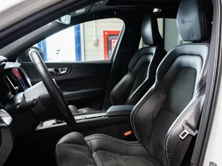 Volvo XC 60 II D5 AWD Geartronic RDesign