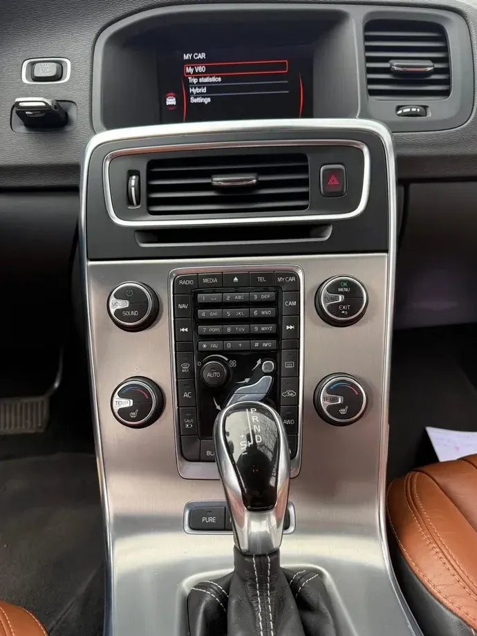 Volvo V60 I — imagine 5
