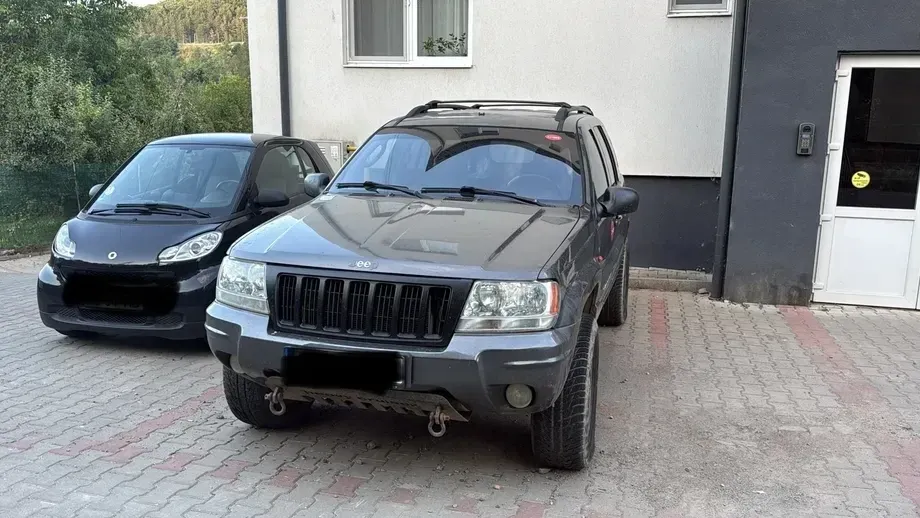 Jeep Grand Cherokee — imagine 3