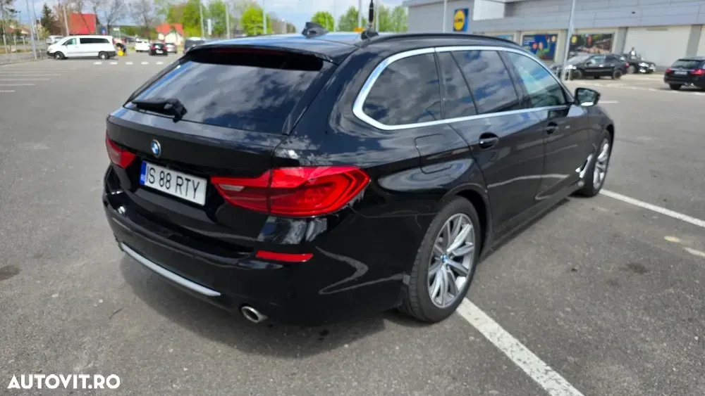BMW Seria 5 G30/G31 [2017 - Prezent] 520d Aut. Luxury Line — imagine 3